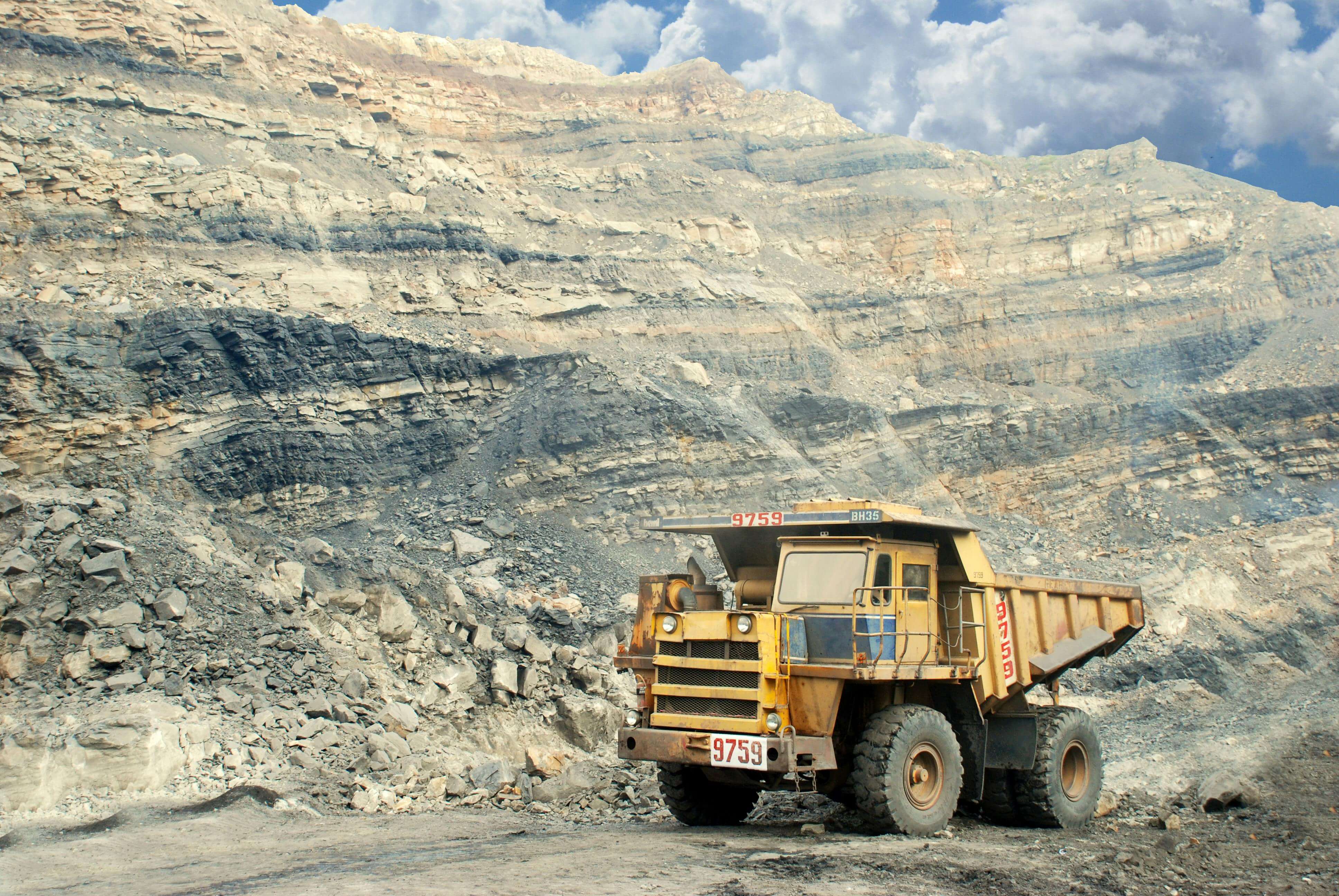 Intelligent Mining Haul Truck Monitoring System: Integrated Solution for Collision Avoidance & Blind Spot Safety