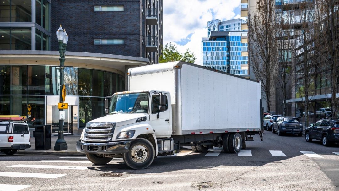 How Can STONKAM AI MDVR Improve Delivery Truck Safety and Fleet Management?